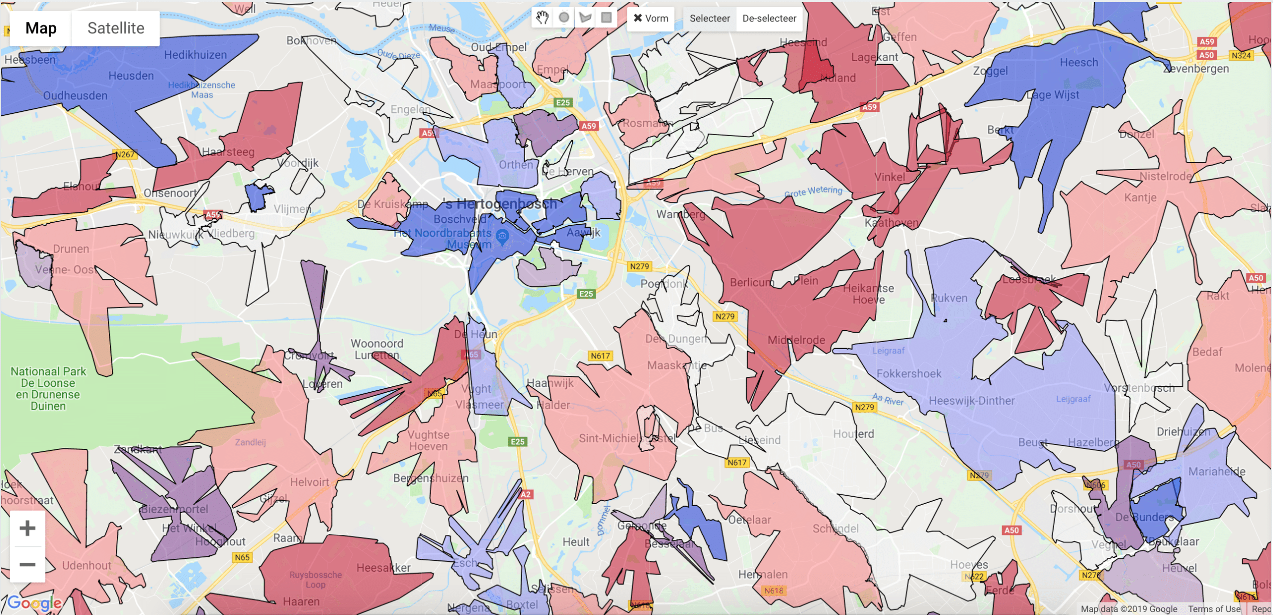 Historisch E-canvasser-portaal met kaartlagen en analysefuncties